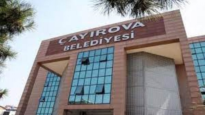 Çavırova Belediyesi 61 bin paket çikolata dağıtacak!