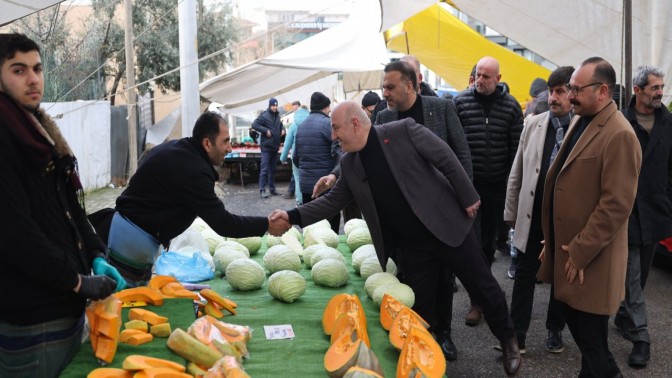 Emek Mahallesi’ne Kapalı Pazar