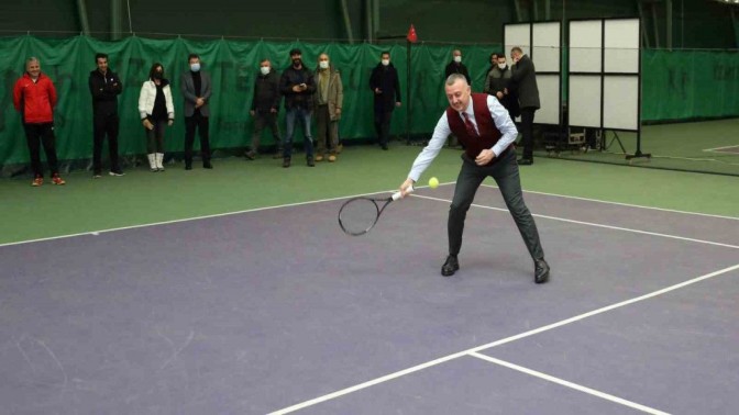 Kocaeli’ye dünya standartlarında tenis merkezi Kocaeli’ye dünya standartlarında tenis merkezi