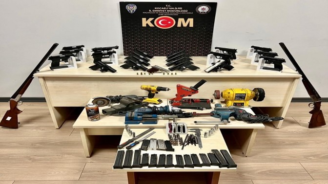 Kocaeli'de silah kaçakçılığı operasyonunda 4 şüpheli tutuklandı!