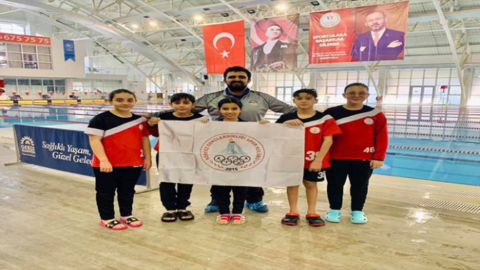 Körfez’li Sporcular Başarıya Kulaç Atıyor