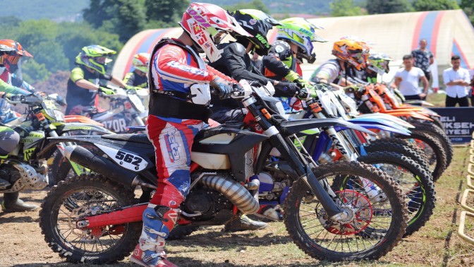 Süper Enduro GP, Kocaeli’de tamamlandı Yarışlar nefes kesti