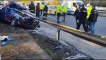 Araba bariyere saplandı: 2 ölü