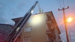 Binanın çatısında çıkan yangın söndürüldü