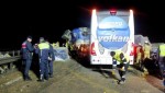 Metro yolcu otobüsü ile tır çarpıştı: 1 ölü, 31 yaralı